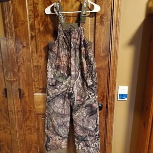 Mossy Oak insulated hunting bibs